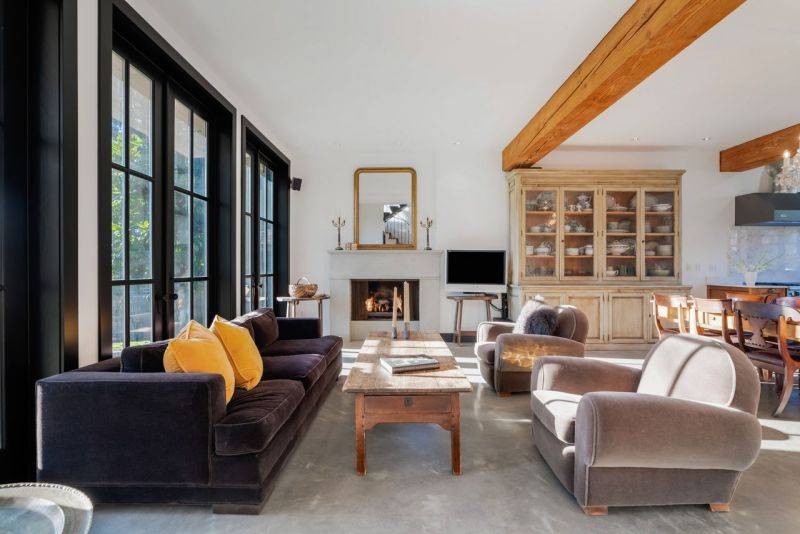 4297 Sunset Boulevard, North Vancouver, BC