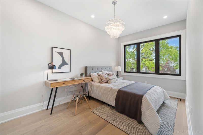 1 Graham Gardens, York, Toronto, ON, Canada, Toronto, ON