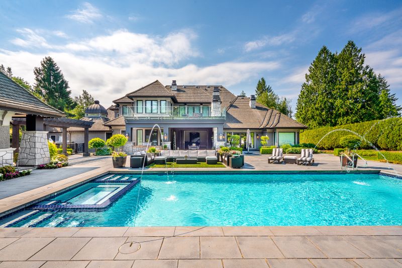 13283 56 Avenue, South Surrey, BC