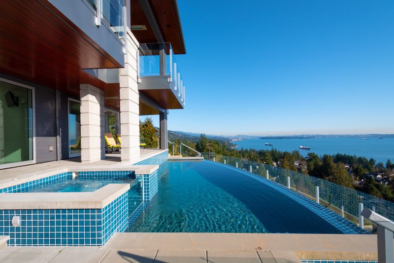 5440 West Vista Court, West Vancouver, BC
