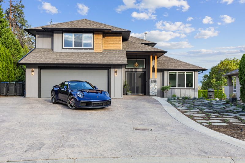 1671 Lindsay Drive, Kelowna, BC