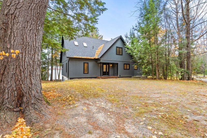1009 Scotts Boathouse Road, Baysville, ON
