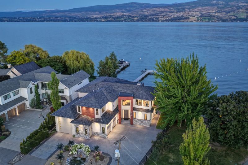1579 Pritchard Drive, West Kelowna, BC