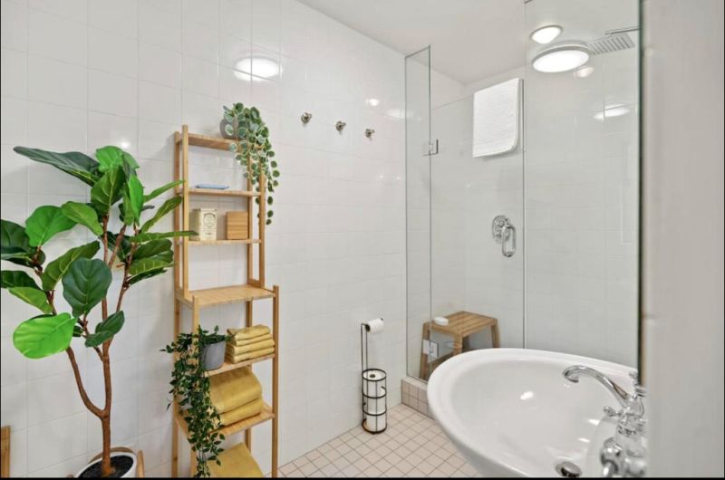 2458 York Avenue #303, Vancouver, BC