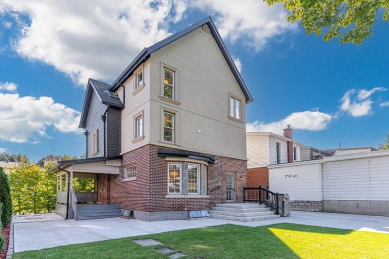 100 Kensington Avenue South, Hamilton, ON