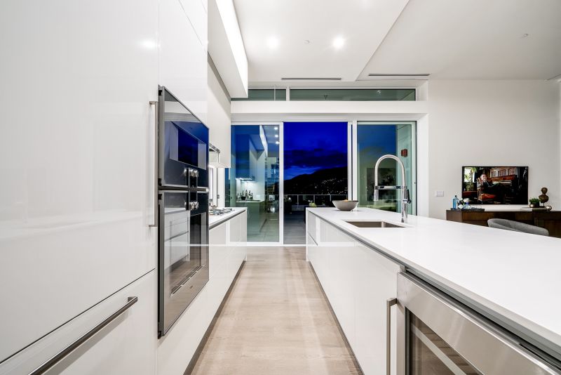 200 Klahanie Court, West Vancouver, BC