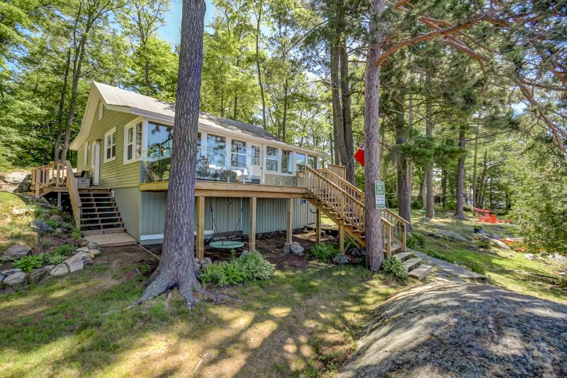 99 Bala Park Island, Bala, ON