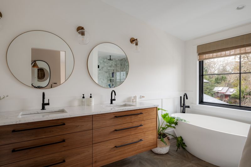 1248 Hewlett Place, Victoria, BC