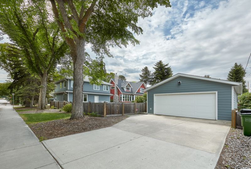 8742 117 Street Northwest, Edmonton, AB