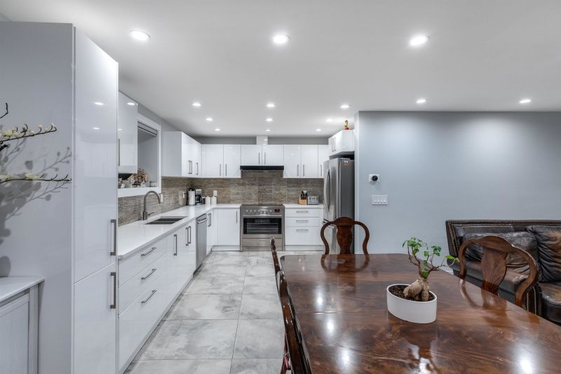 960 Beaumont Drive, North Vancouver, BC