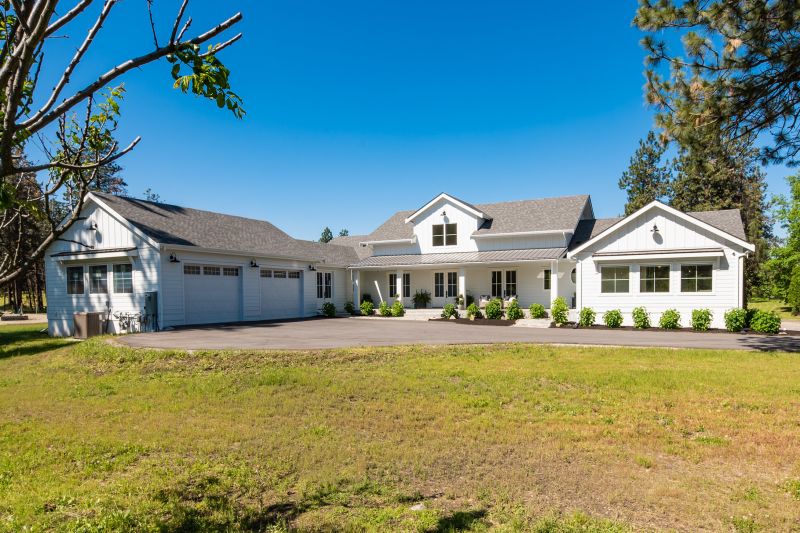 4510 Stewart Road East, Kelowna, BC, Canada, Kelowna, BC