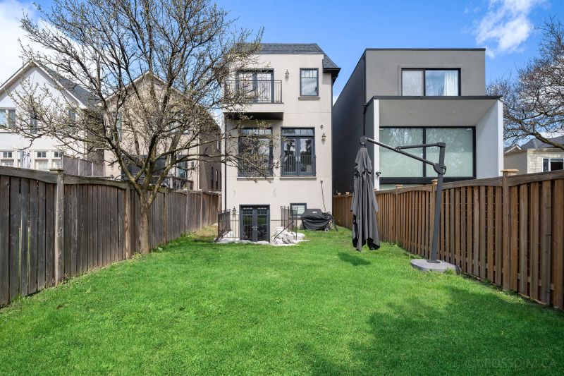 335 Melrose Avenue, North York, ON, Canada, North York, ON