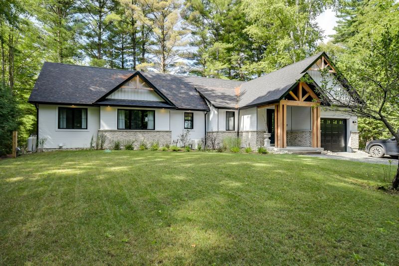 1119 Beaumont Farm Road, Bracebridge, ON