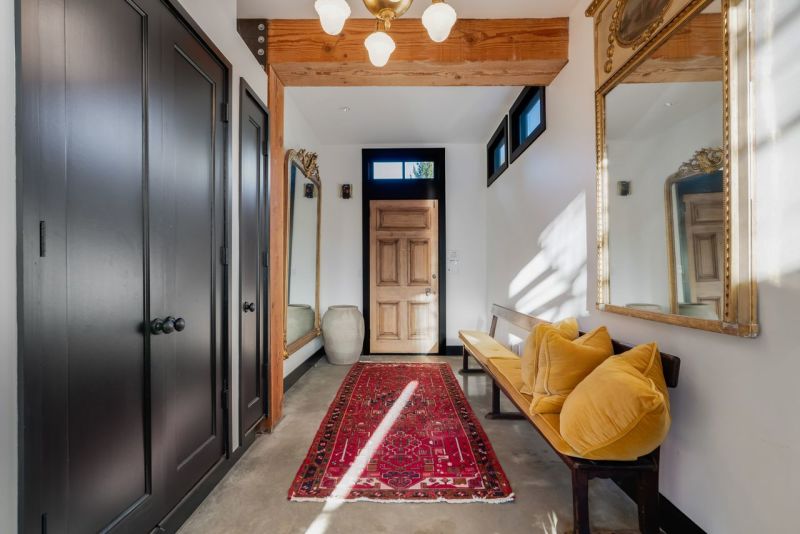 4297 Sunset Boulevard, North Vancouver, BC