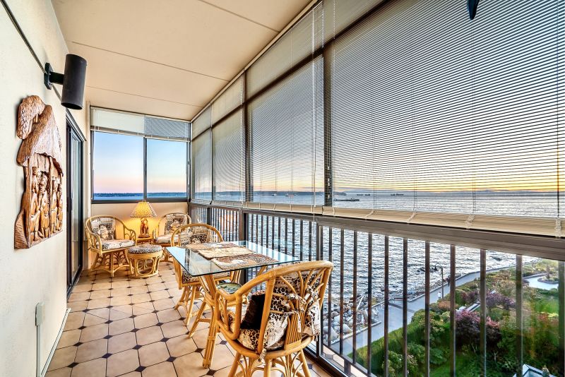 111 18th Street, West Vancouver, BC