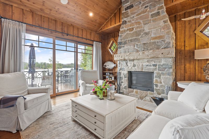 1043 Heather Lodge Road, Port Carling, ON