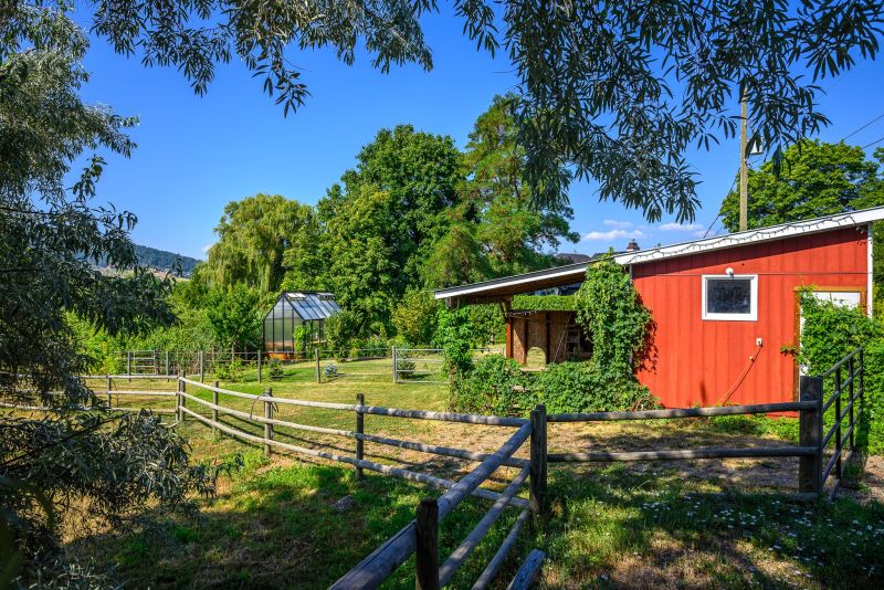 8506 Aberdeen Road, Coldstream, BC, Canada, Coldstream, BC