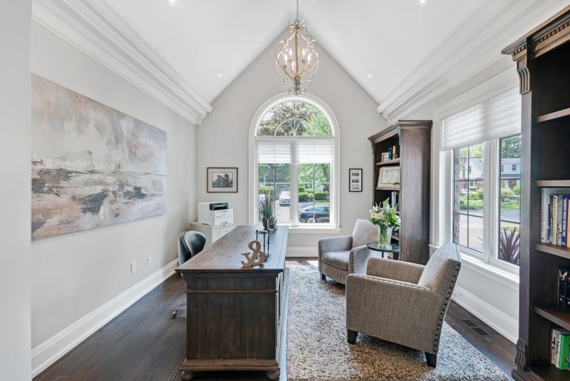 17 Wenonah Drive, Mississauga, ON
