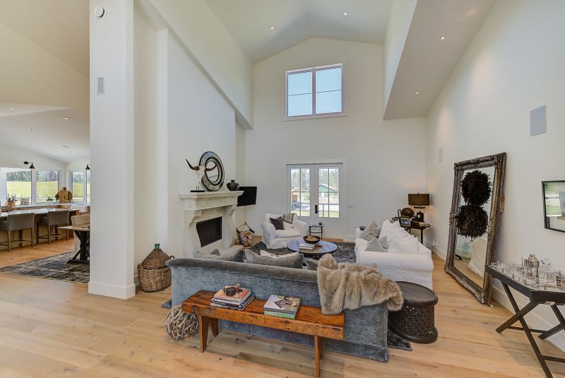 4510 Stewart Road East, Kelowna, BC, Canada, Kelowna, BC