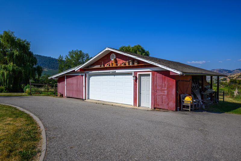 8506 Aberdeen Road, Coldstream, BC, Canada, Coldstream, BC