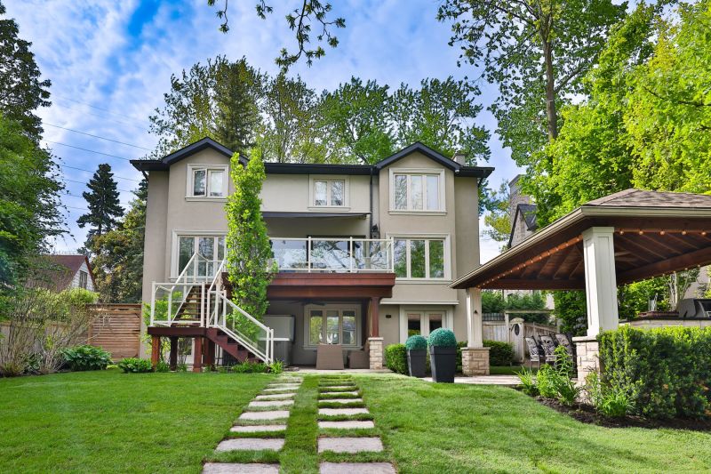 1215 Indian Road, Mississauga, ON