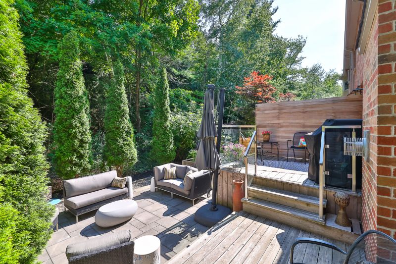 116 Westbury Court, Richmond Hill, ON
