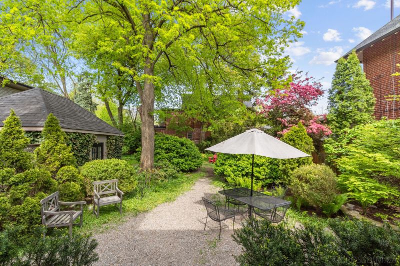 1373 Avenue Road, Toronto, ON