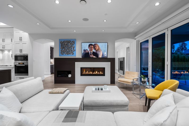 2130 Kings Avenue, West Vancouver, BC