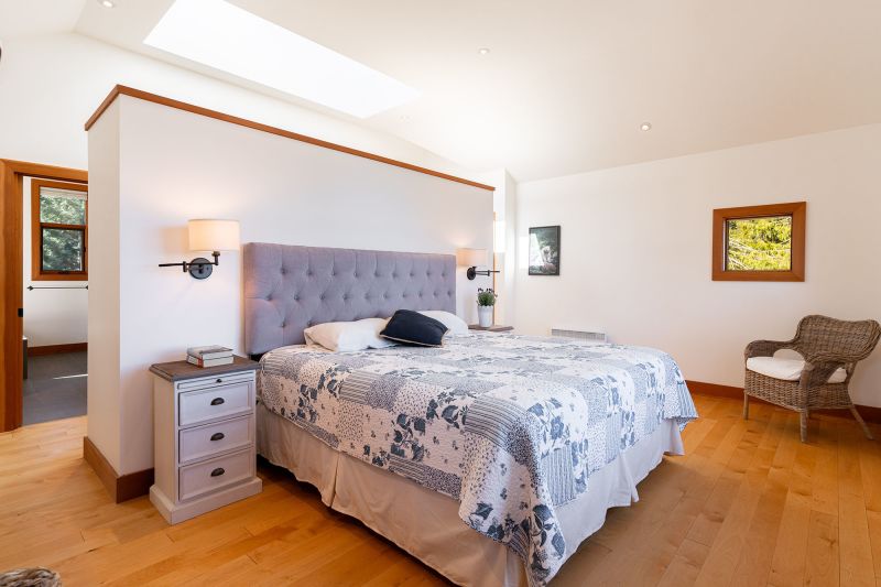 1004 Cowan Point Drive, Bowen Island, BC, Canada, Bowen Island, BC