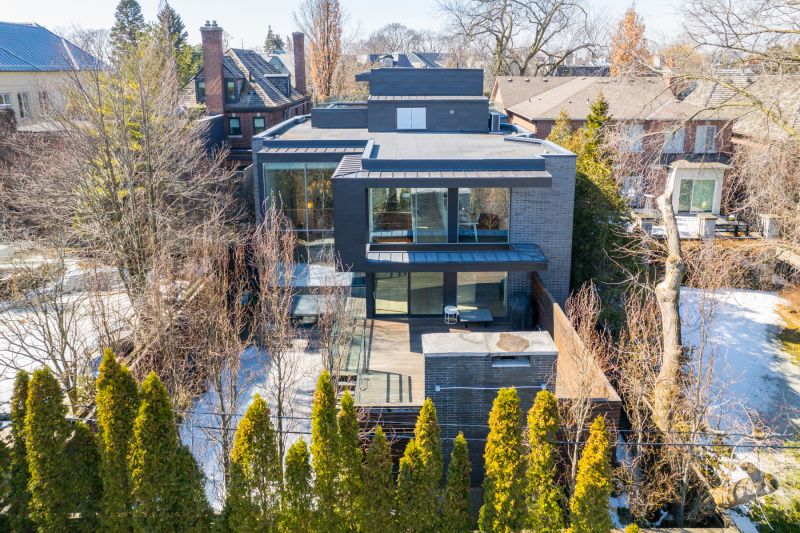 143 Dunvegan Road, Toronto