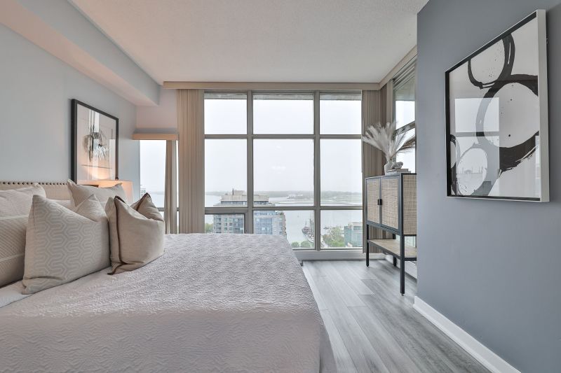 35 Mariner Terrace #2212, Toronto, ON