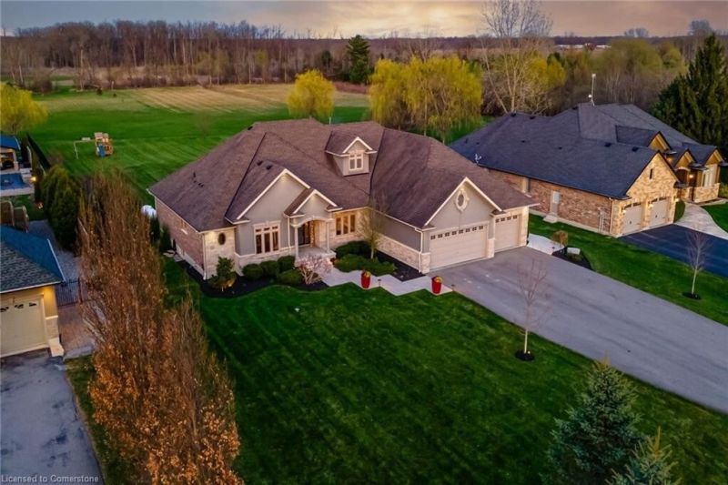 1068 Westover Road, Hamilton, ON