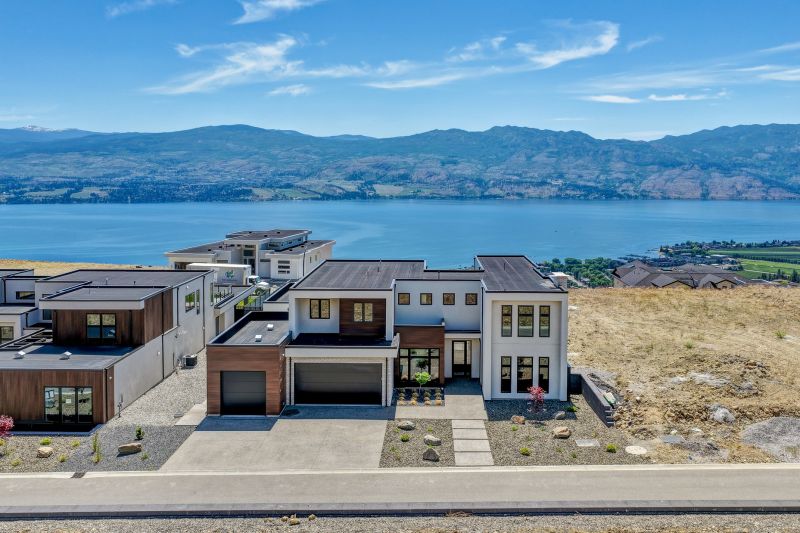 1392 Vineyard Drive, West Kelowna, BC