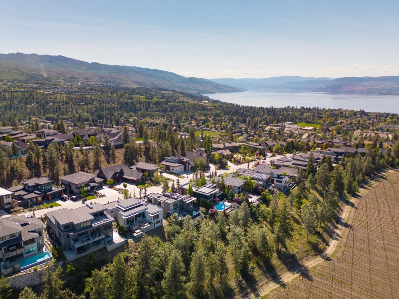1076 Westpoint Drive, Kelowna, BC