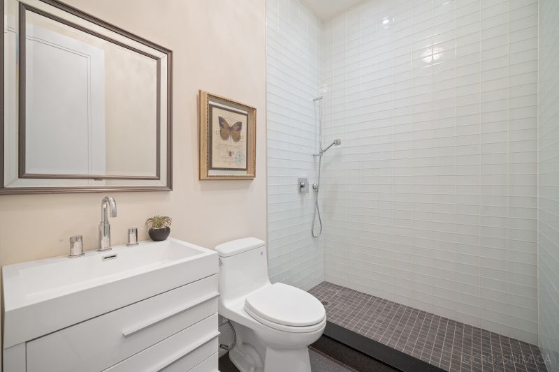 335 Melrose Avenue, North York, ON, Canada, North York, ON
