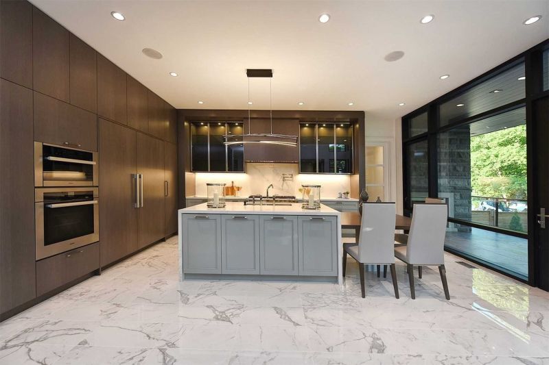 4042 Apple Valley Lane, Burlington, ON