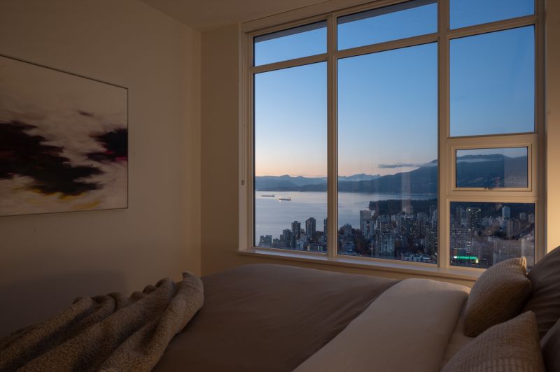 5706 1289 Hornby Street, Vancouver, BC