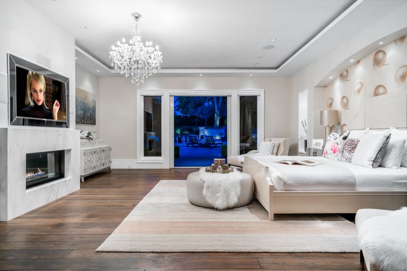 13283 56 Avenue, South Surrey, BC