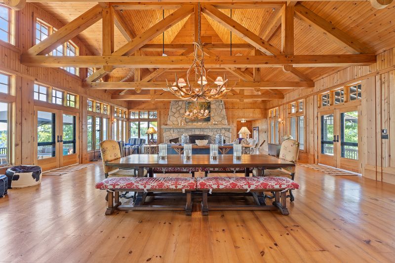 1 Onaway Island R21, Muskoka Lakes, ON