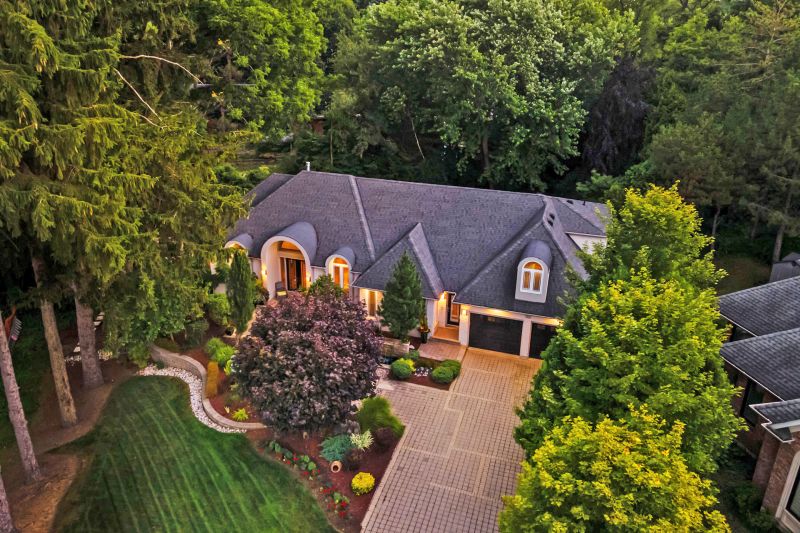 34 Harrington Place, Ancaster, ON