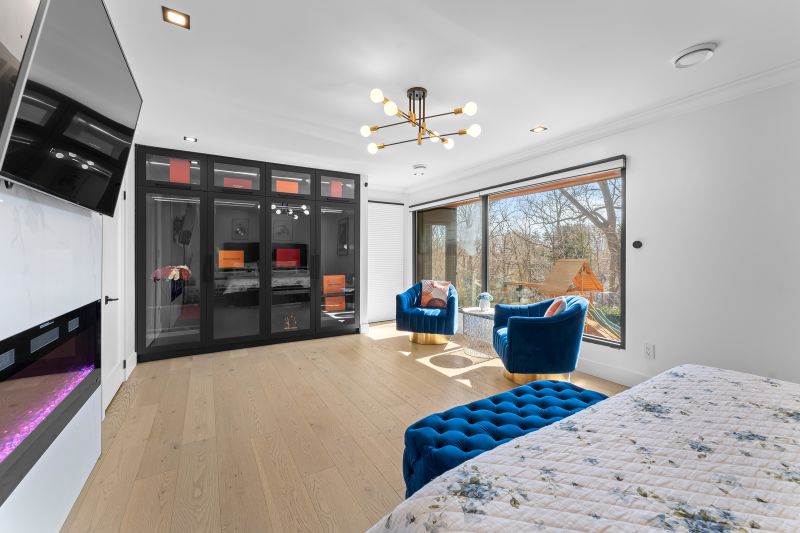 820 Glenwood Avenue, Burlington, ON