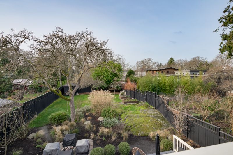 1248 Hewlett Place, Victoria, BC