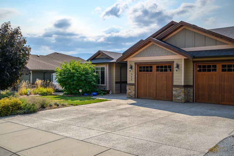 542 Mount Tanner Place, Coldstream, BC
