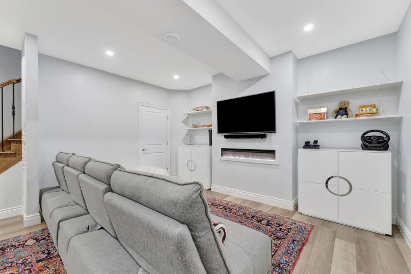 175 Oakhill Place, Ancaster, ON