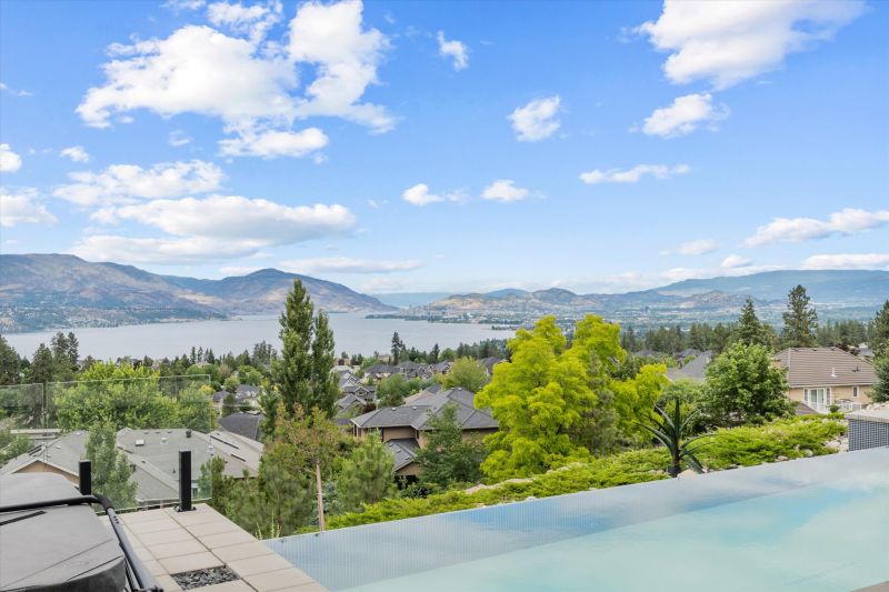 449 Swan Drive, Kelowna, BC