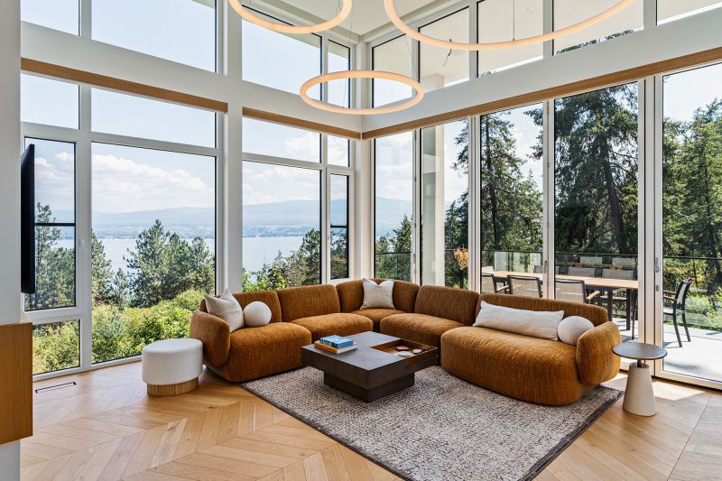 2843 Lakeridge Road, West Kelowna, BC