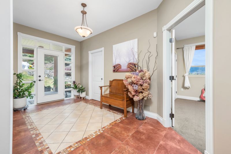 7551 Tronson Road, Vernon, BC