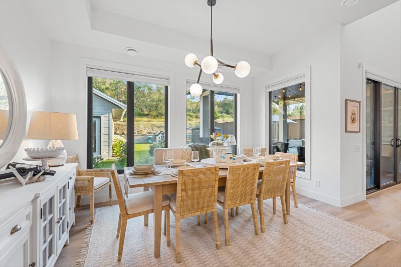415 Hawk Hill Drive, Kelowna, BC