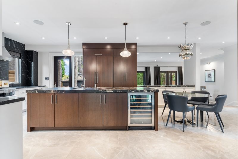 121 Forest Heights Blvd, Toronto, ON