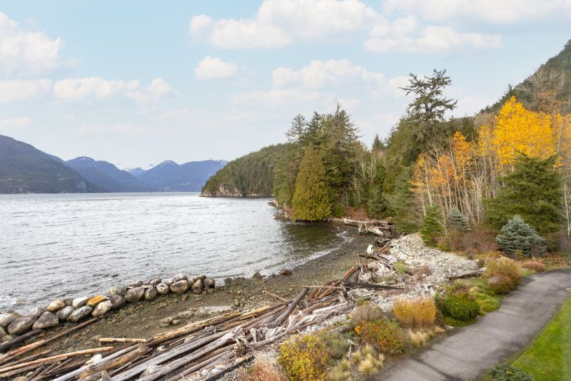 7 Beach Drive, Furry Creek, BC, Canada, Furry Creek, BC
